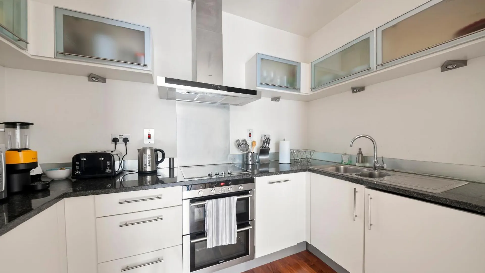 Apartment Londwell, Canary Wharf River Thames Penthouse London United Kingdom